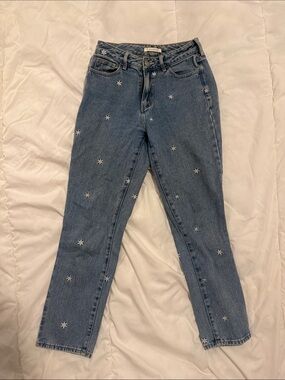 PacSun Blue High-Rise Jeans with White Star Embroidery